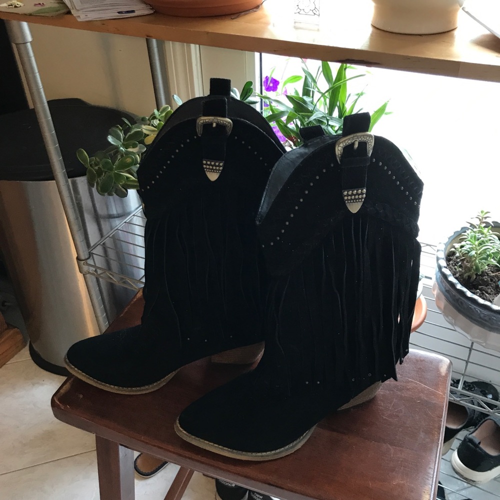 Very Volatile suede cowgirl cowboy boots